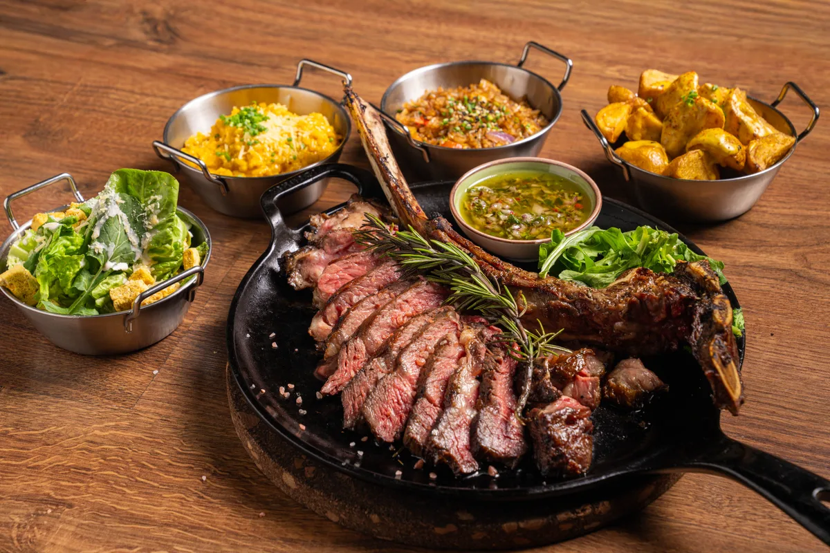 Tomahawk para dos, preparado en Renne